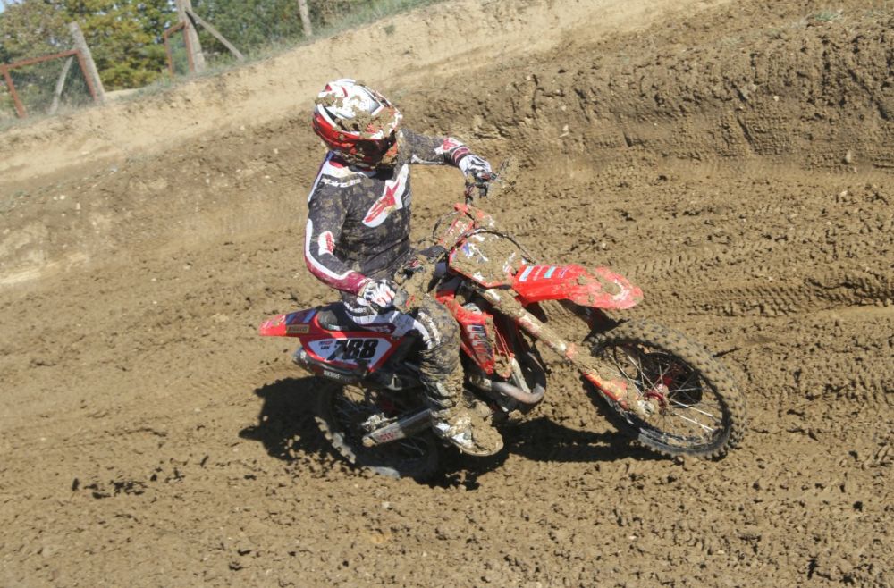 Gabriele Capozzi in azione verso la vittoria