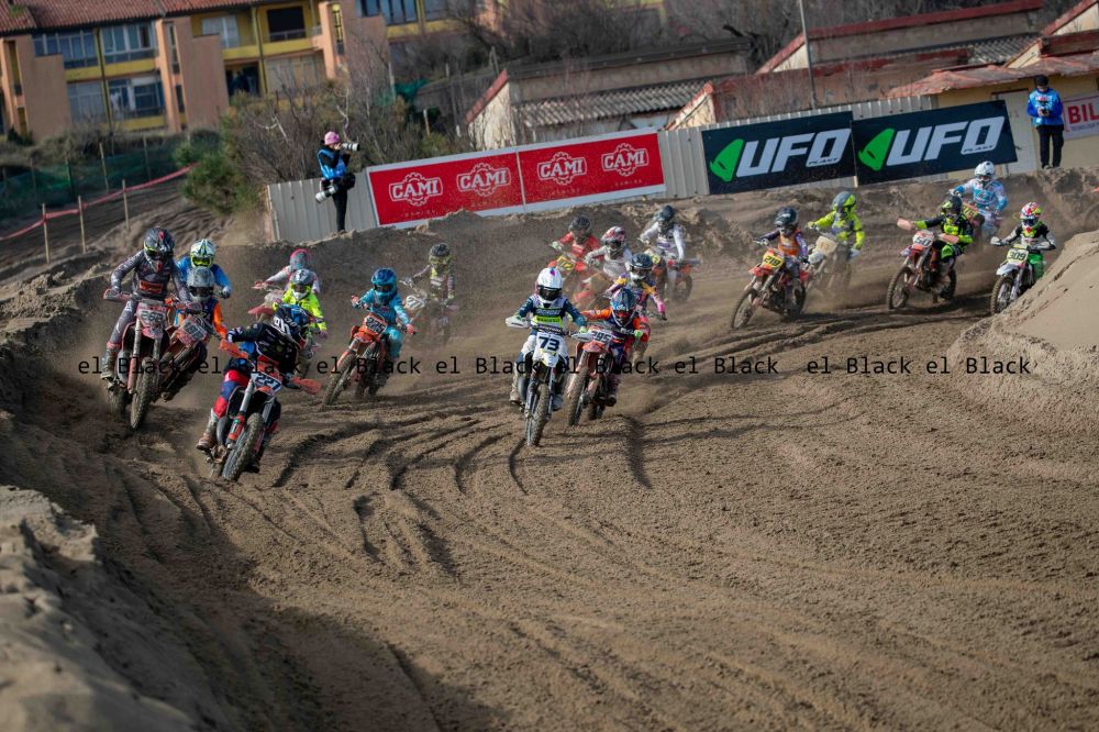 Una partenza della categoria 85